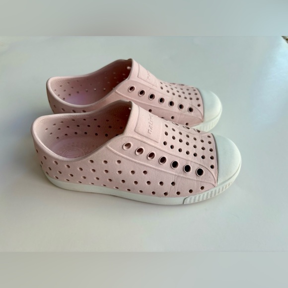 Kids’ Native Jefferson Slip-on Sneaker - Picture 5 of 9